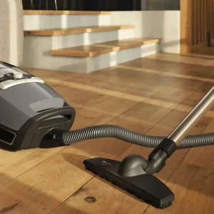 Miele Bagless Vacuum Cleaners>Blizzard CX1 PureSuction PowerLine