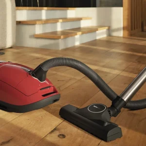 Miele Canister Vacuum Cleaners With Bag>Complete C3 HomeCare PowerLine - SGFE0